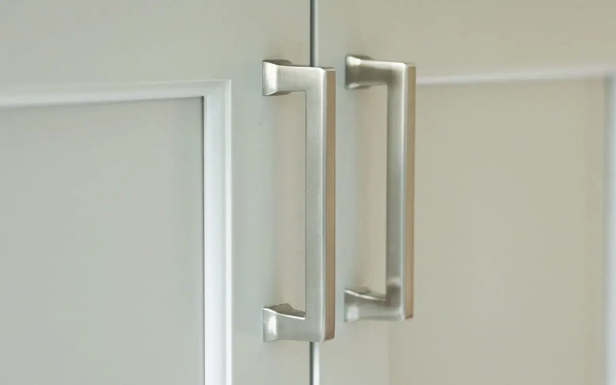 Emtek Alexander Cabinet Pull - Hentell