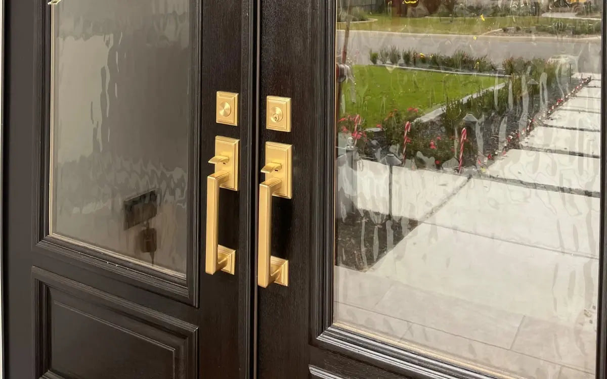 Emtek Wilshire Keyed Deadbolt - Hentell