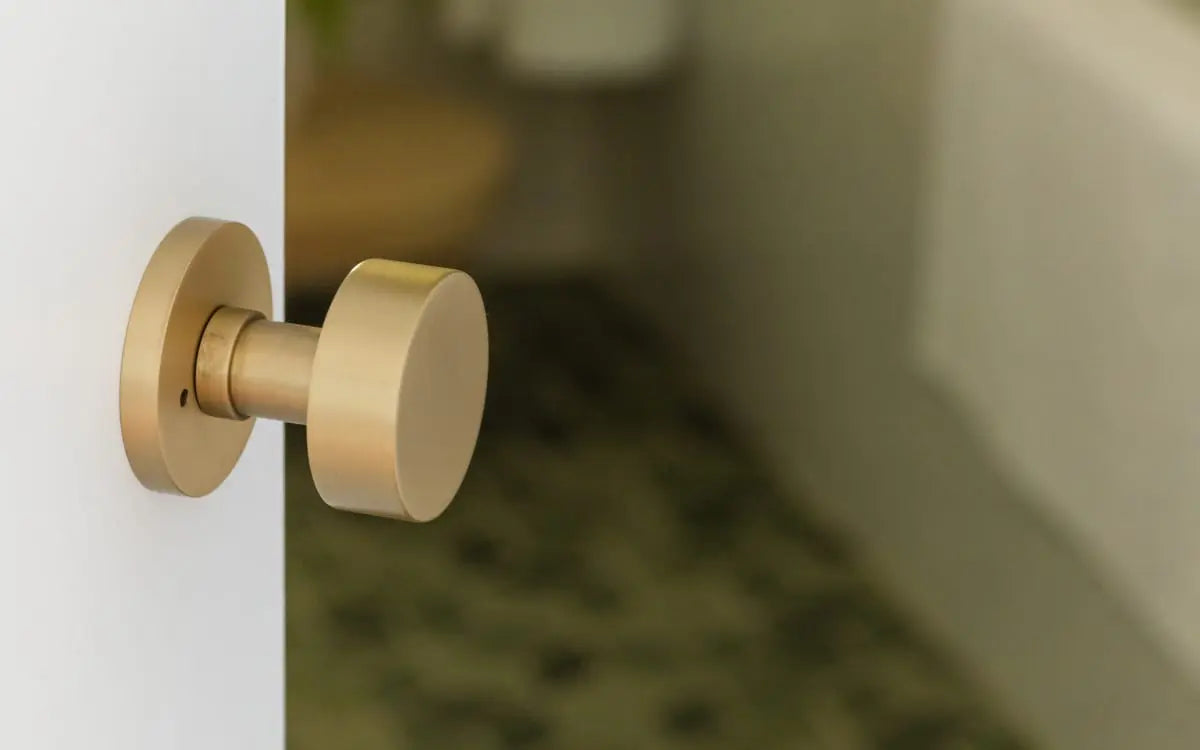 Emtek Round Knob (ROU) - Hentell