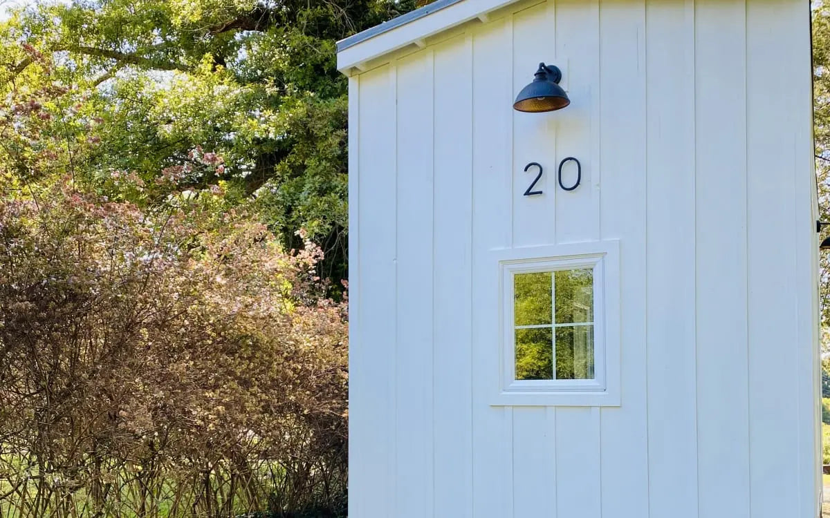 Emtek 7" Modern House Numbers - Hentell