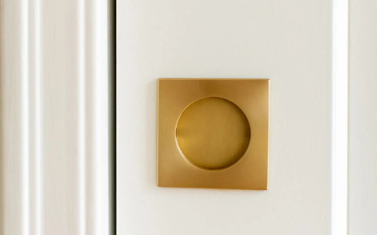 Emtek Square Flush Pull W/Round Bore Emtek Hentell Emtek