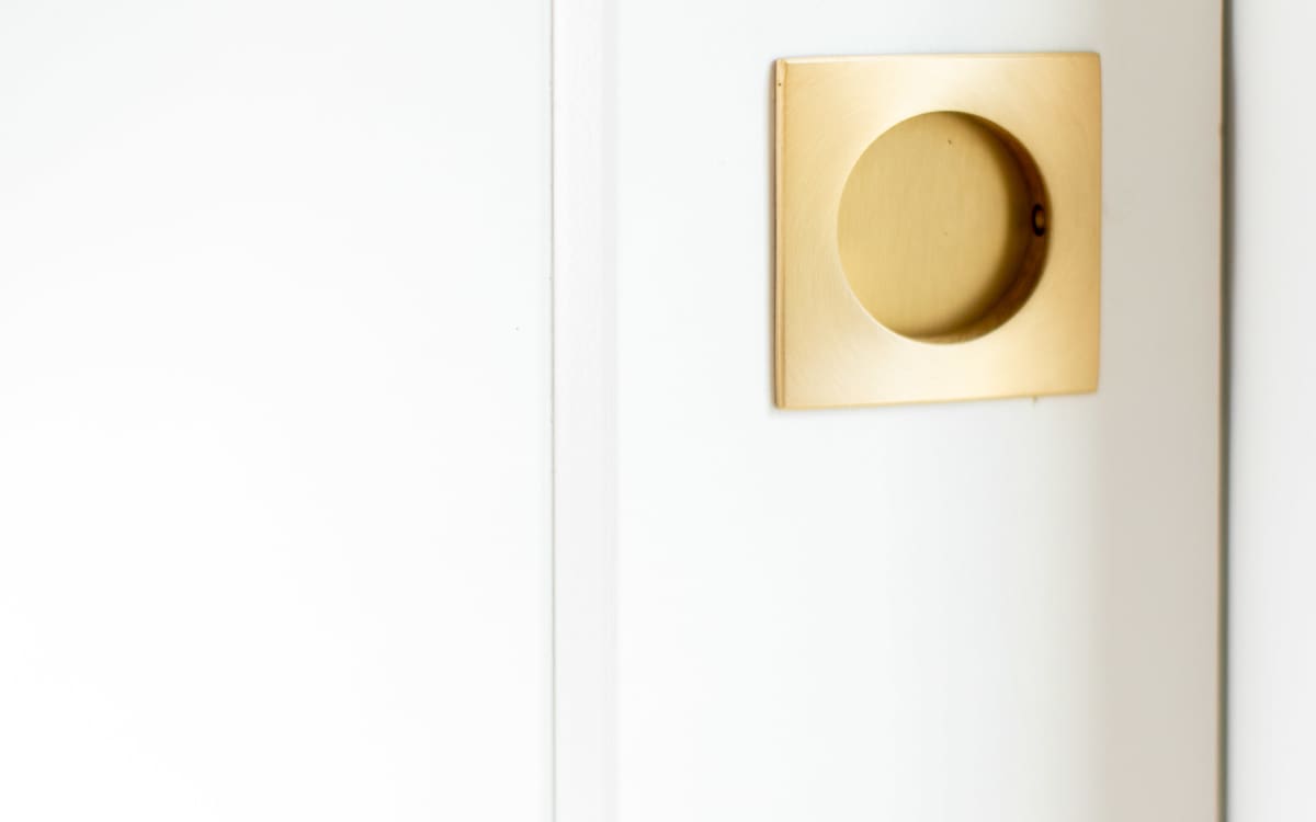 Emtek Square Flush Pull W/Round Bore Emtek Hentell Emtek