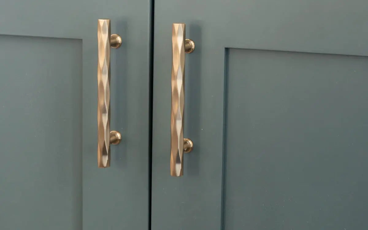 Emtek Tribeca Cabinet Pull - Hentell