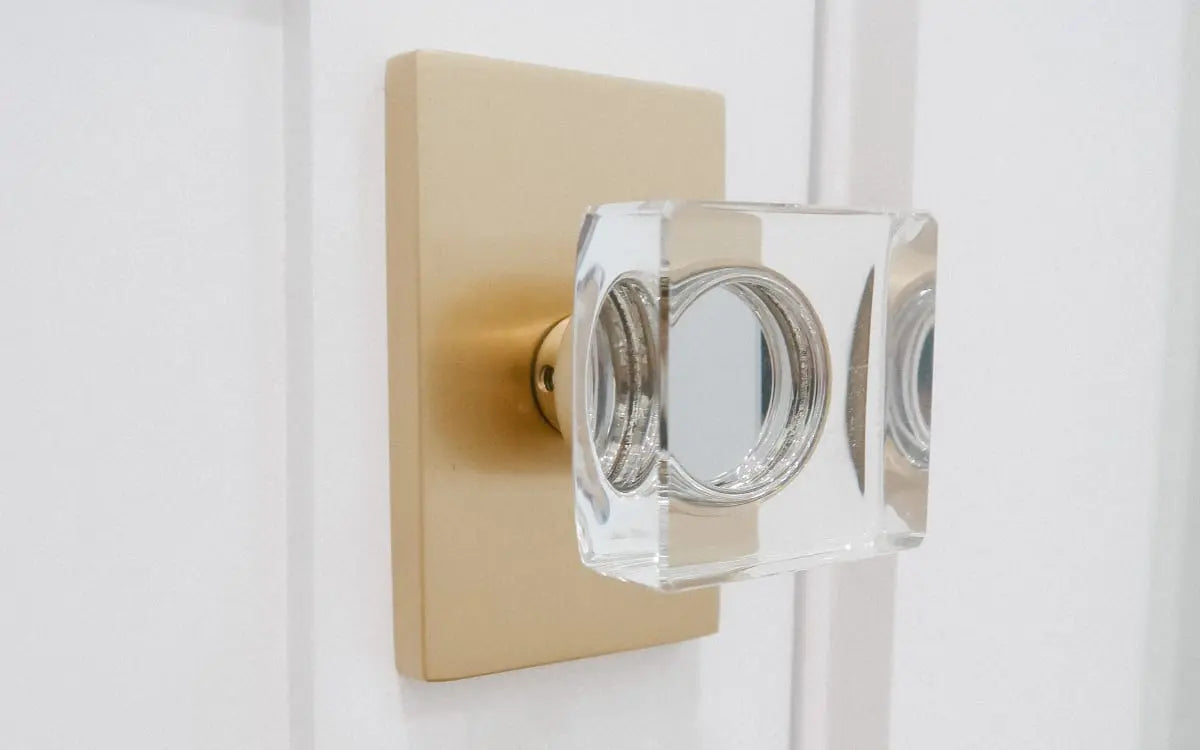 Emtek Modern Square Glass Knob - Hentell