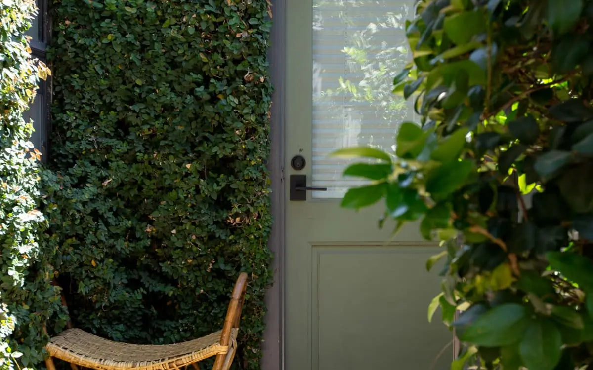 Emtek Modern Keyed Deadbolt - Hentell