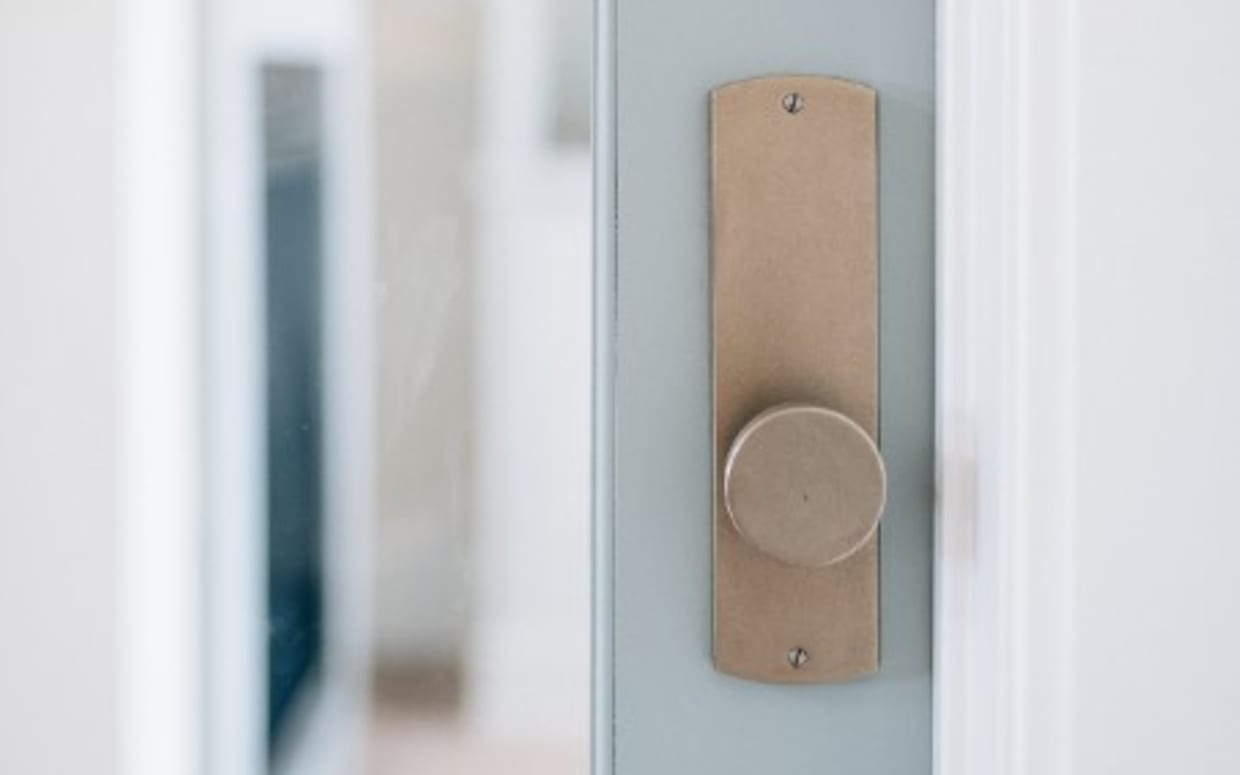 Sandcast Missoula Non-keyed 7-1/4" Overall Sideplate Lock