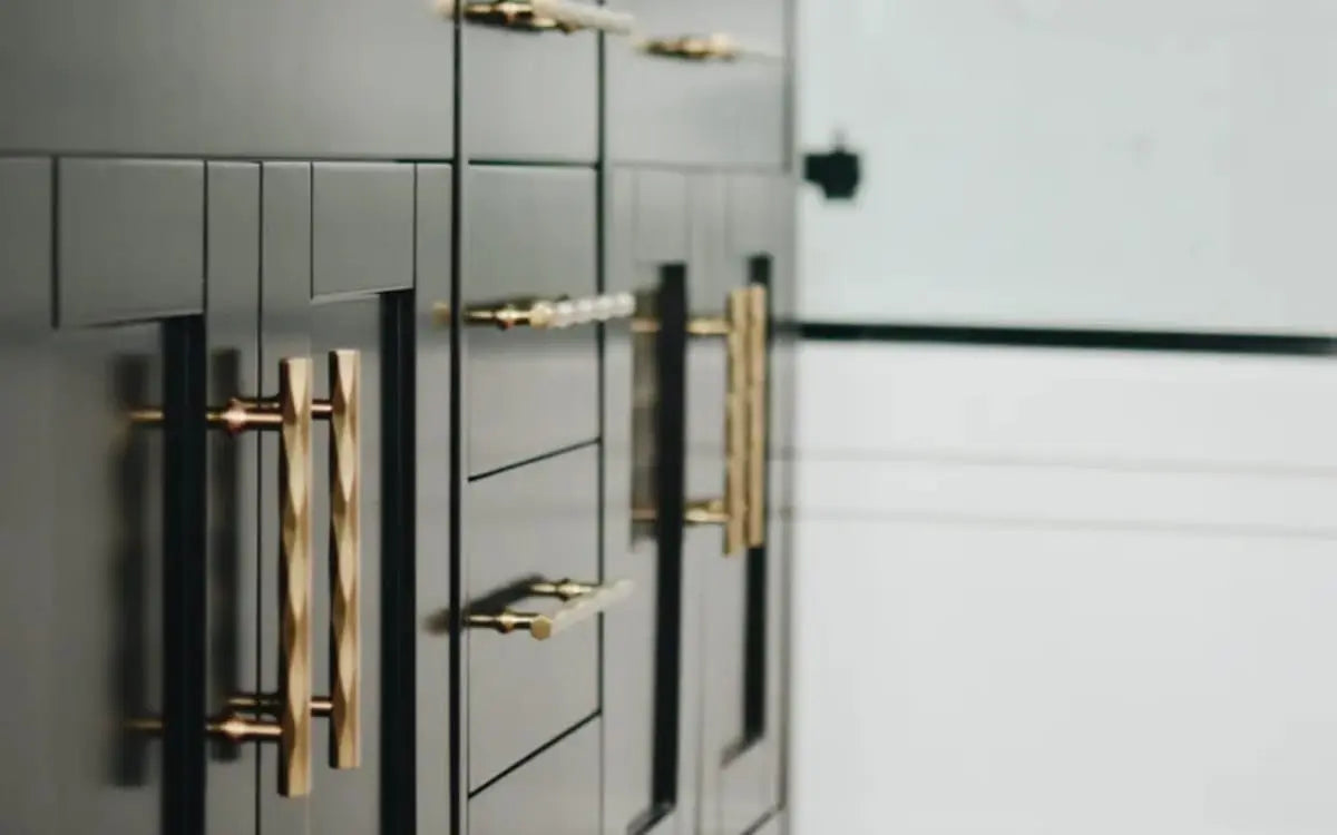 Emtek Tribeca Cabinet Pull - Hentell