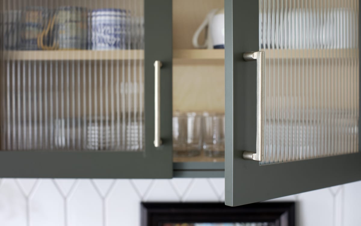 Emtek Rail Cabinet Pull - Hentell