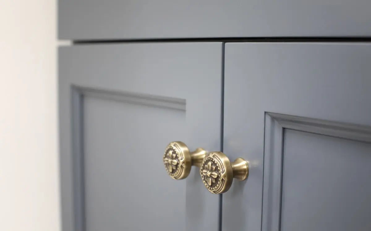 Emtek Ribbon & Reed Cabinet Knob - Hentell