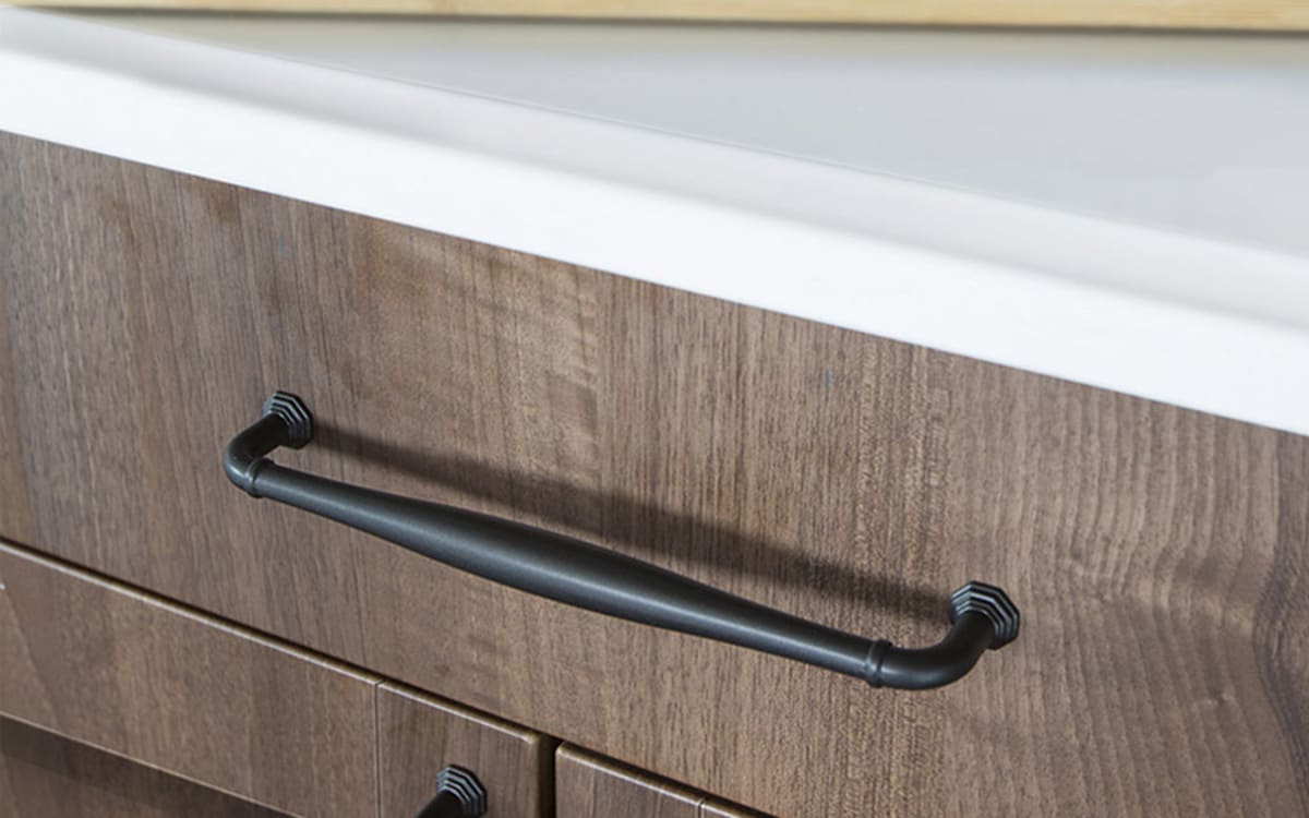 Emtek Blythe Appliance Pull - Hentell