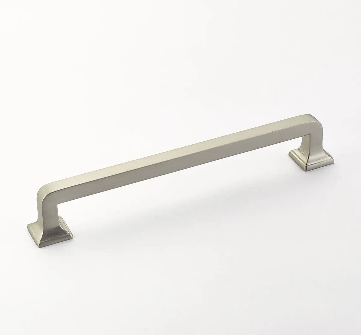 Schaub Menlo Park, Pull, Satin Nickel, 8" cc Schaub Hentell Schaub
