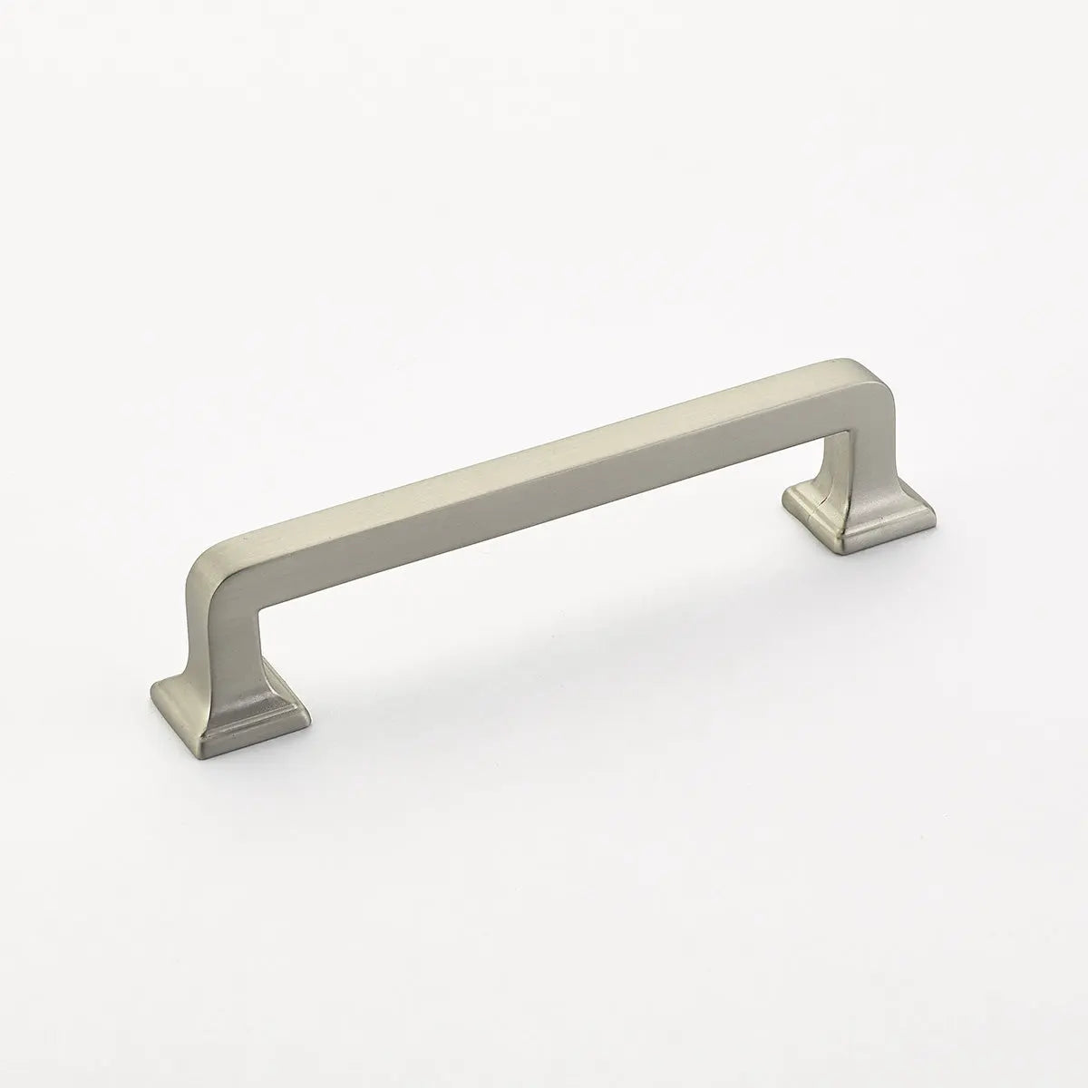 Schaub Menlo Park, Pull, Satin Nickel, 4" cc Schaub Hentell Schaub