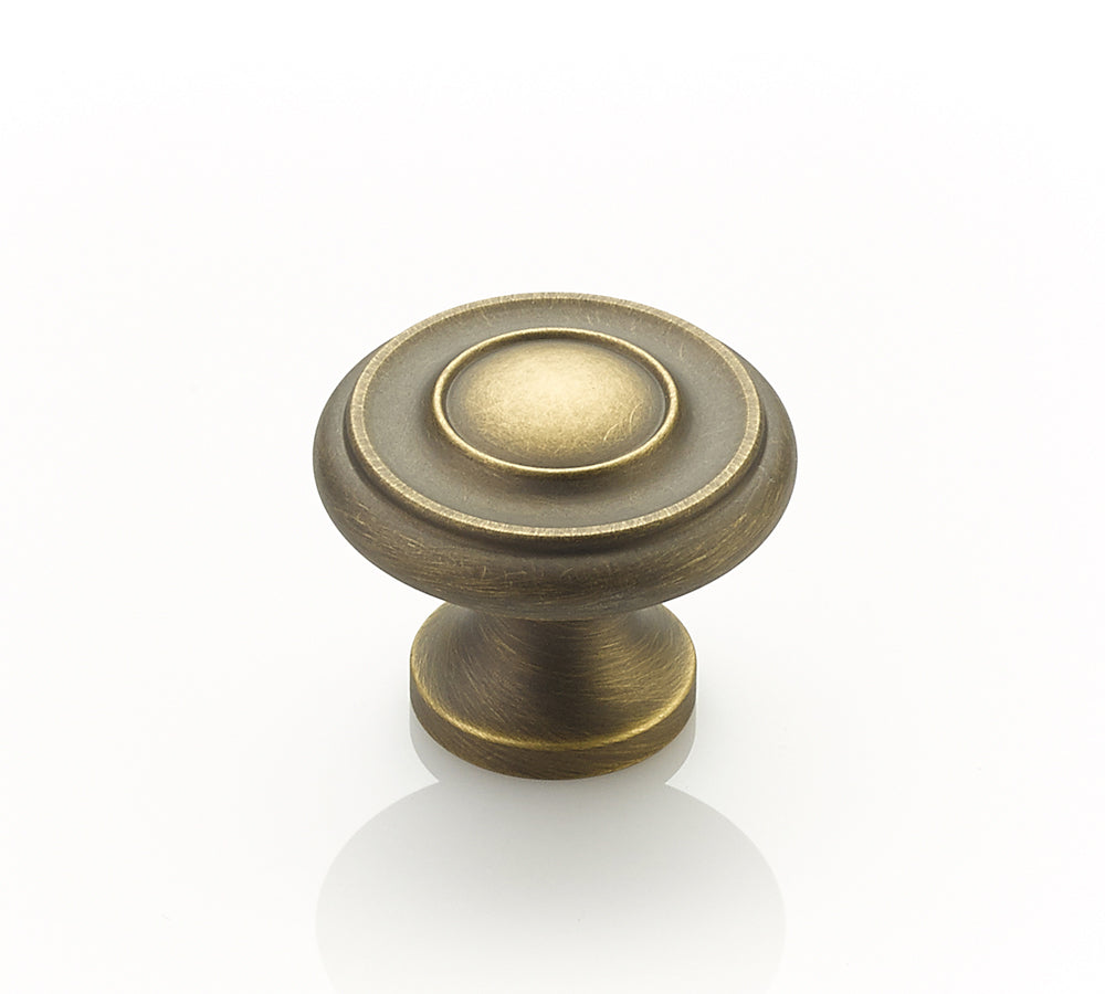 Schaub Traditional, Stepped Round Knob, Antique Light Brass, 1-1/4" dia Schaub Hentell Schaub