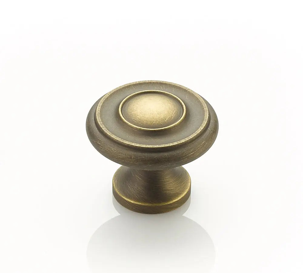 Schaub Traditional, Stepped Round Knob, Antique Light Brass, 1-1/4" dia Schaub Hentell Schaub