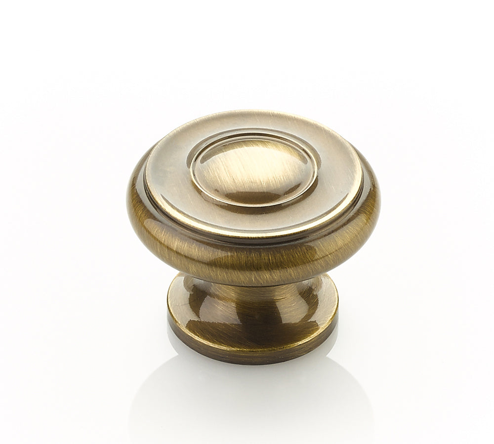 Schaub Traditional, Stepped Round Knob, Antique Brass, 1-1/2" dia Schaub Hentell Schaub