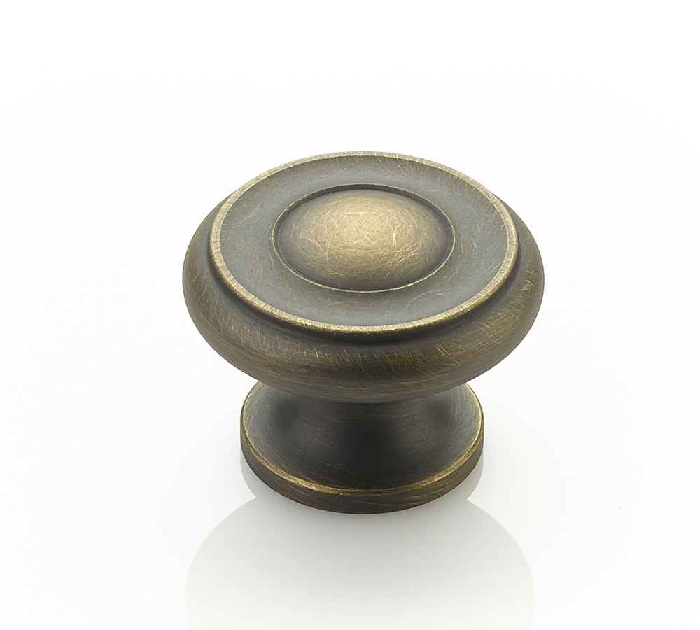 Schaub Traditional, Stepped Round Knob, Antique Light Brass, 1-1/2" dia Schaub Hentell Schaub