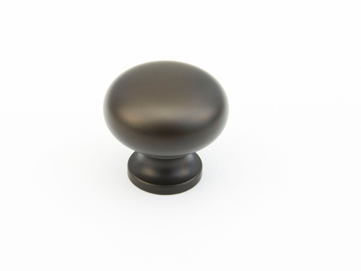 Schaub Traditional / Country, Round Knob, Oil Rubbed Bronze, 1-1/4" dia Schaub Hentell Schaub