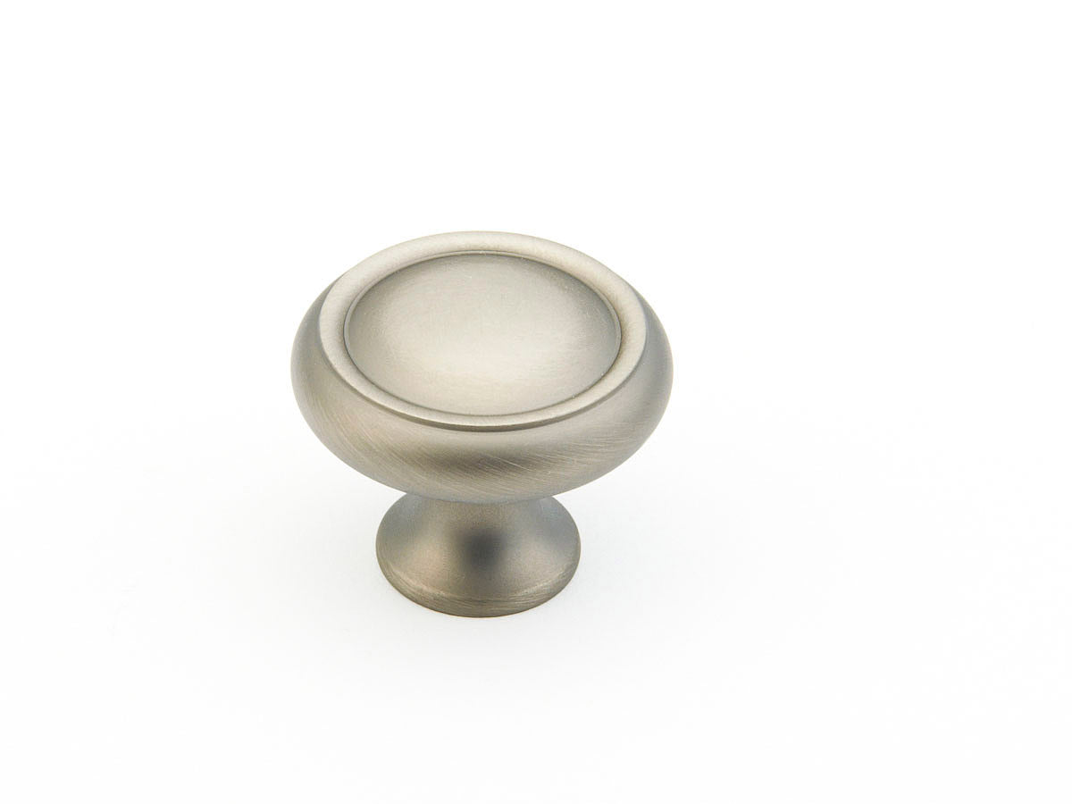 Schaub Traditional / Country, Rimmed Round Knob, Antique Nickel, 1-1/4" dia Schaub Hentell Schaub