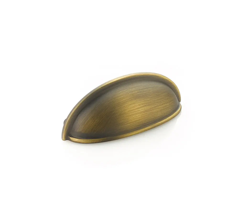 Schaub Traditional, Cup Pull, Antique Light Brass, 3" cc Schaub Hentell Schaub