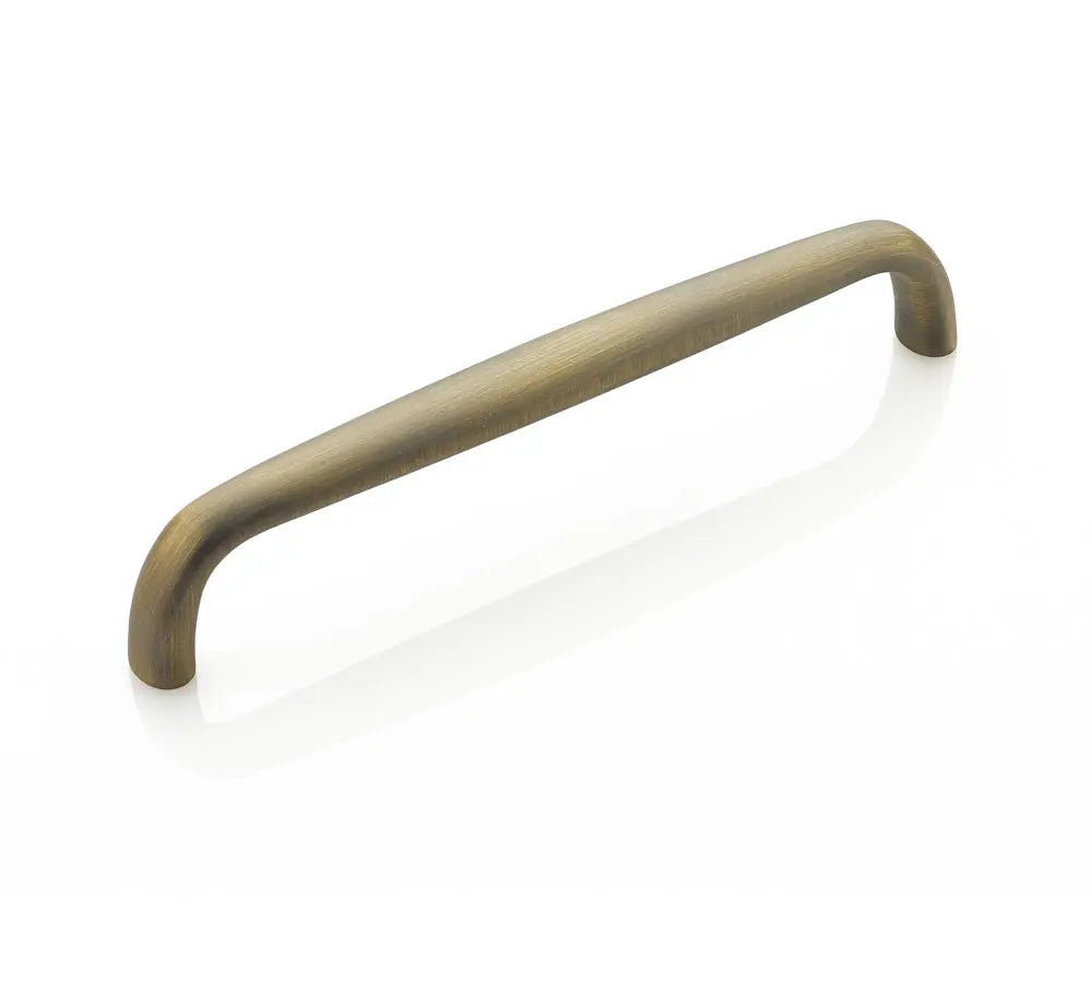 Schaub Traditional, Pull, Antique Light Brass, 6" cc Schaub Hentell Schaub