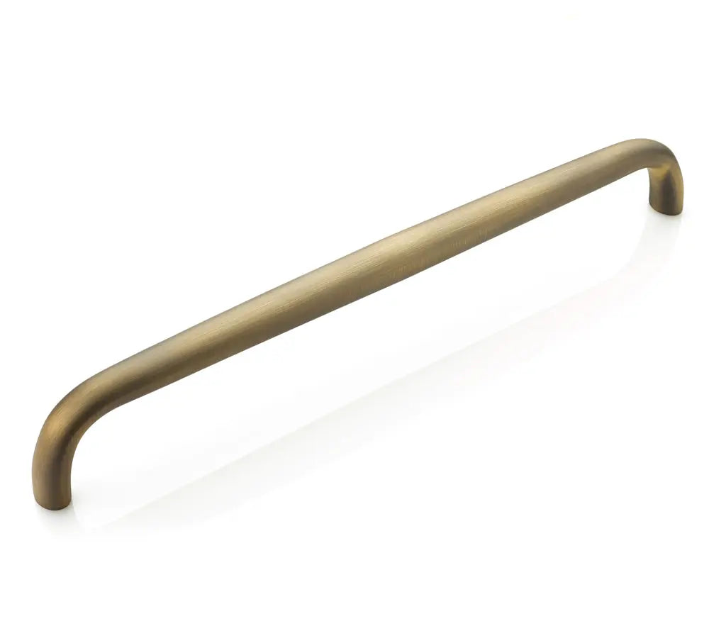 Schaub Traditional, Appliance Pull, Antique Light Brass, 15" cc Schaub Hentell Schaub