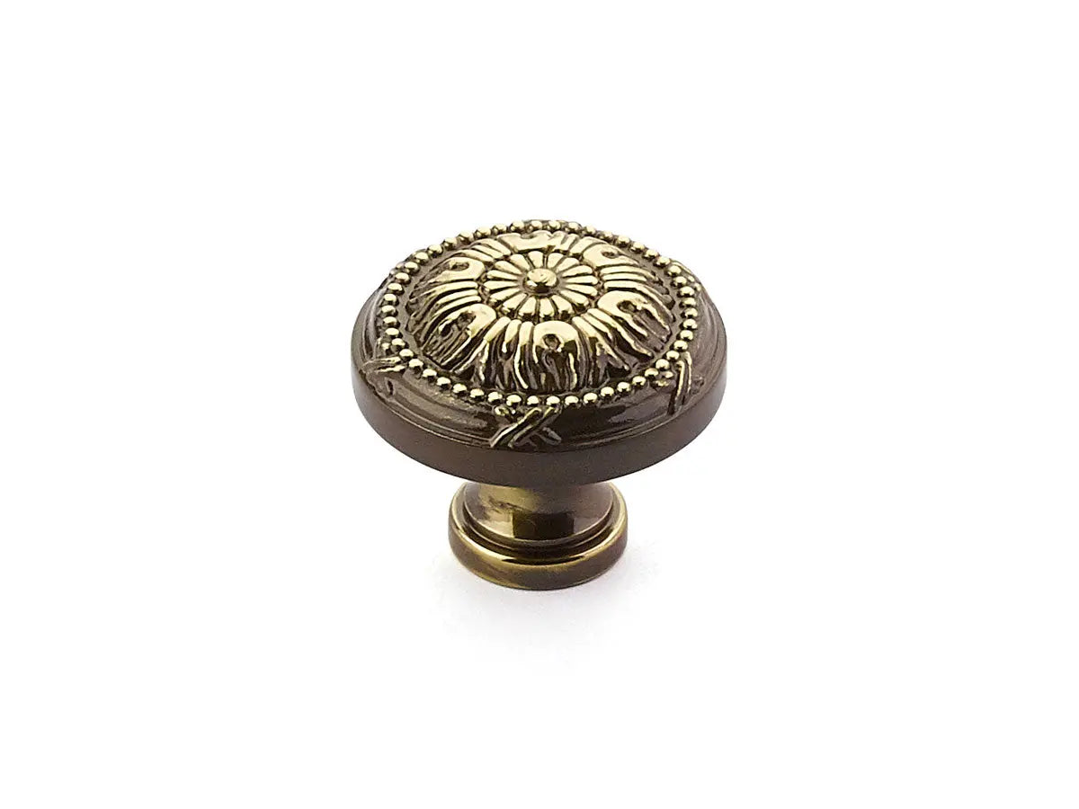 Schaub Versailles, Knob, Antique Light Polish, 1-1/4 dia Schaub Hentell Schaub