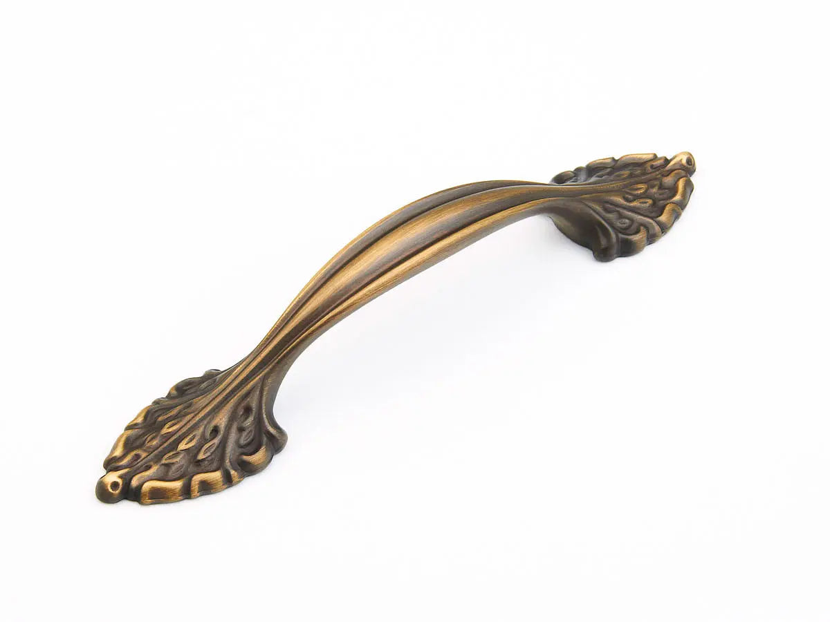 Schaub Corinthian, Pull, Redington Brass, 96 mm cc Schaub Hentell Schaub