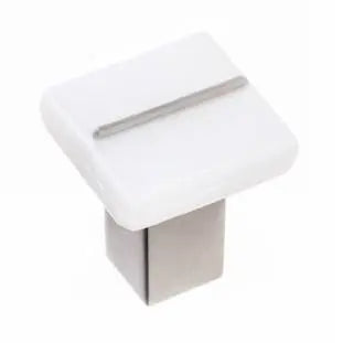 Bandwidth white square knob & gray stringer with satin nickel