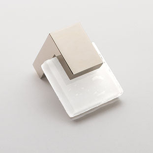 Affinity knob white with polished nickel base