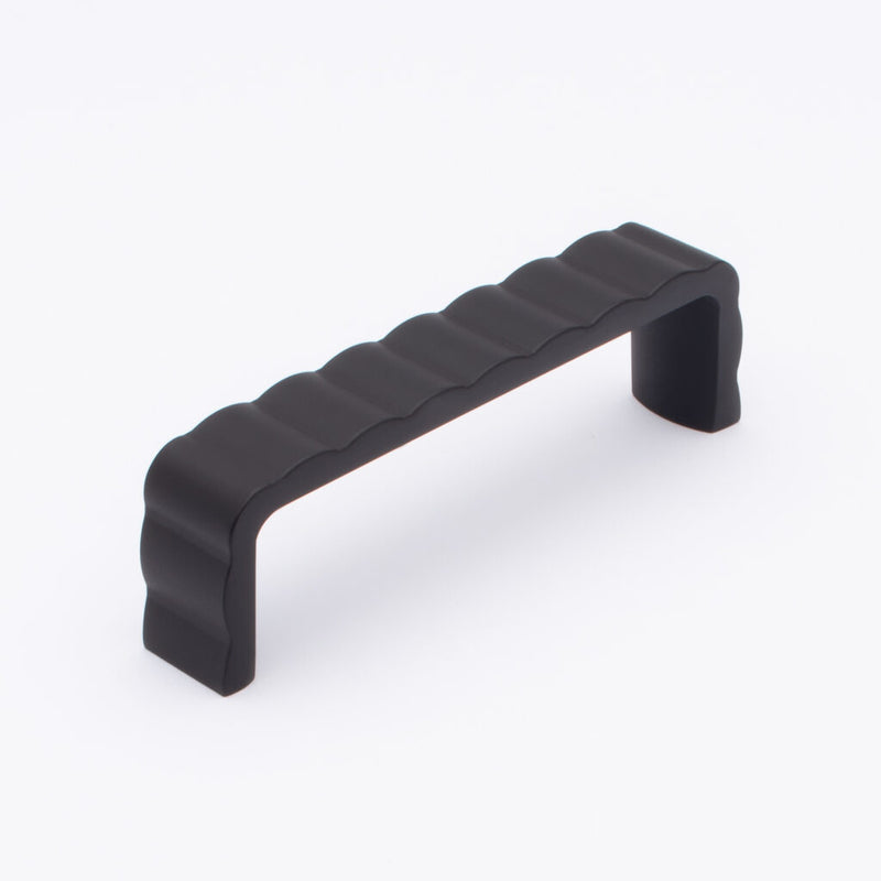 Natoma 4″ pull in matte black